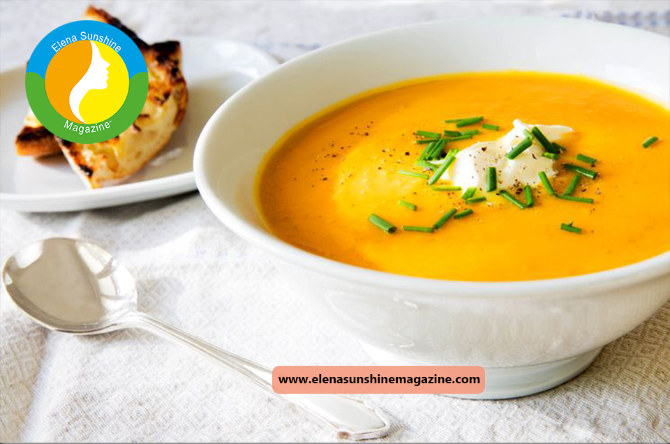 Soup with pumpkin and Parmesan