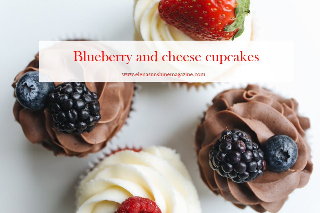 Blueberry and cheese cupcakes