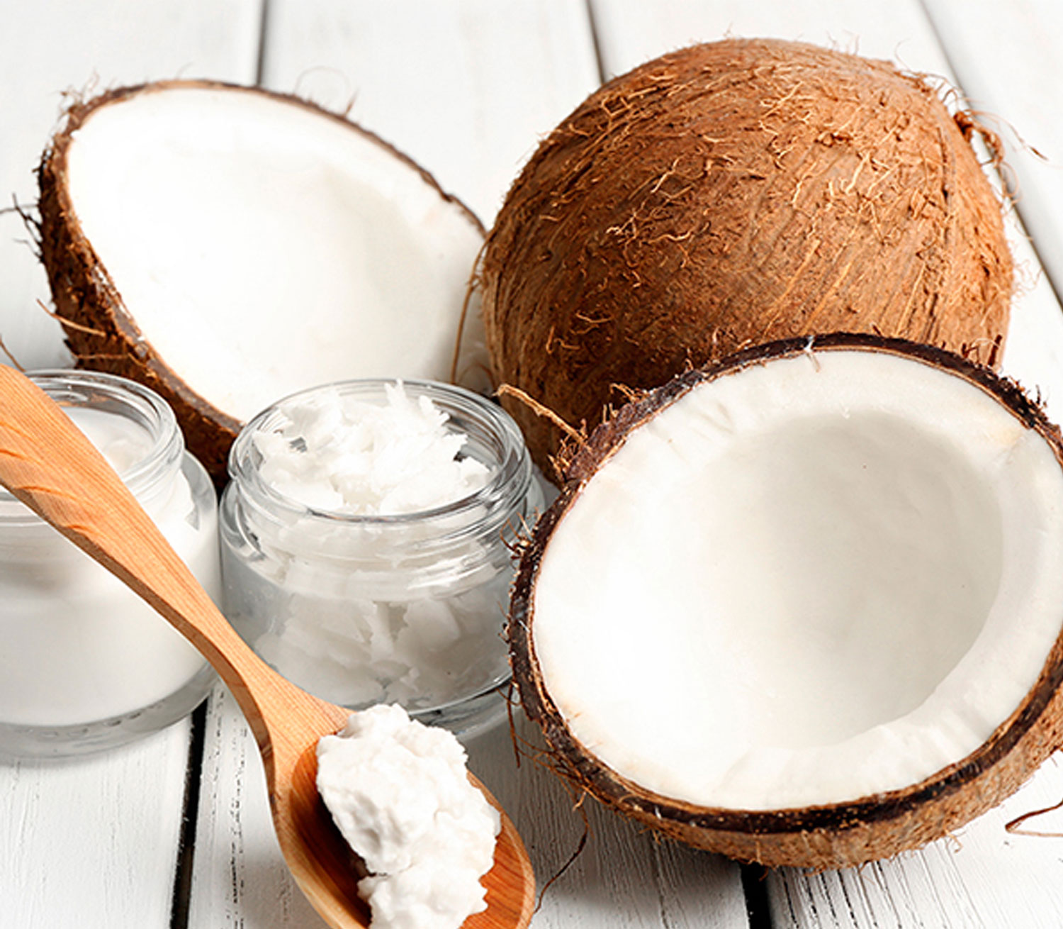 Coconut oil. 9 tips for your beauty