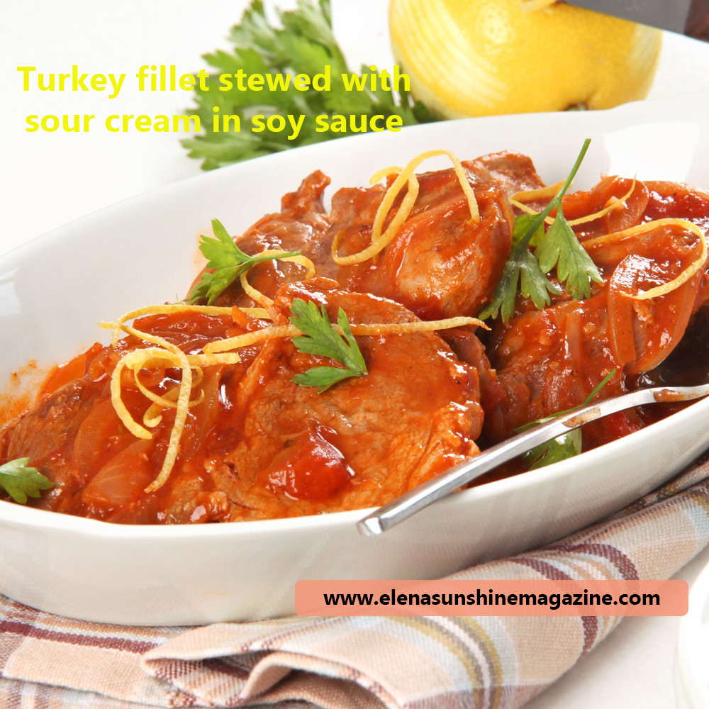 Turkey fillet, stewed with sour cream