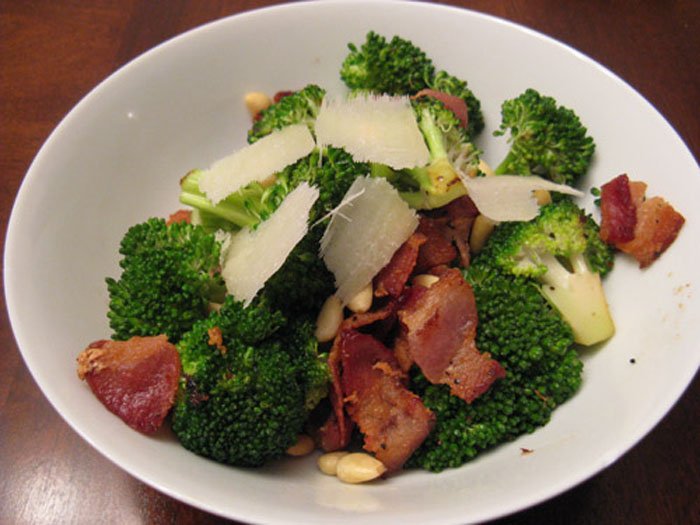 Broccoli with bacon