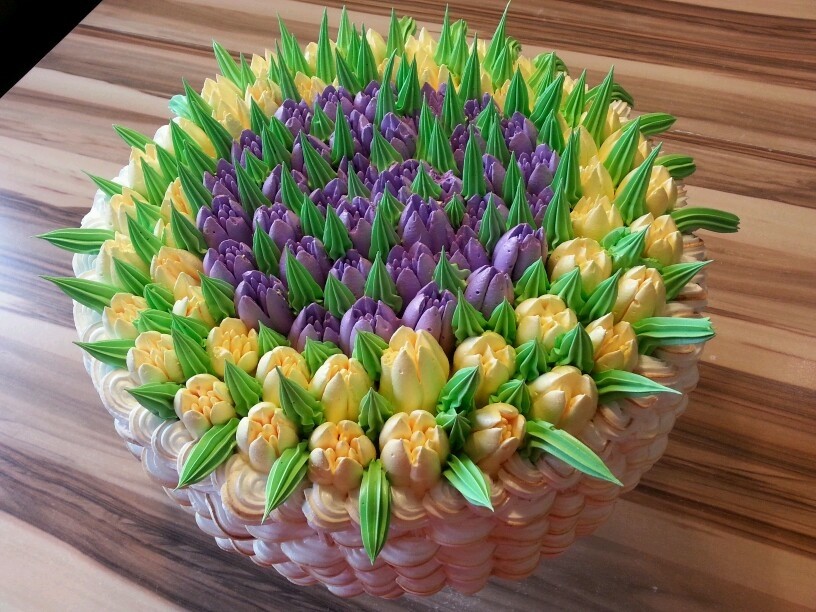 Cake decor unusual tulips
