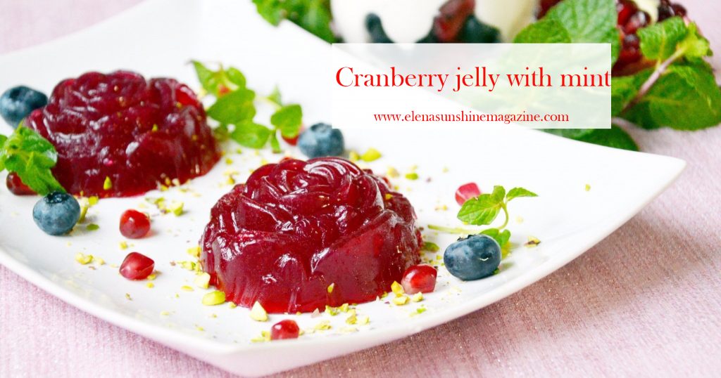 Cranberry jelly with mint