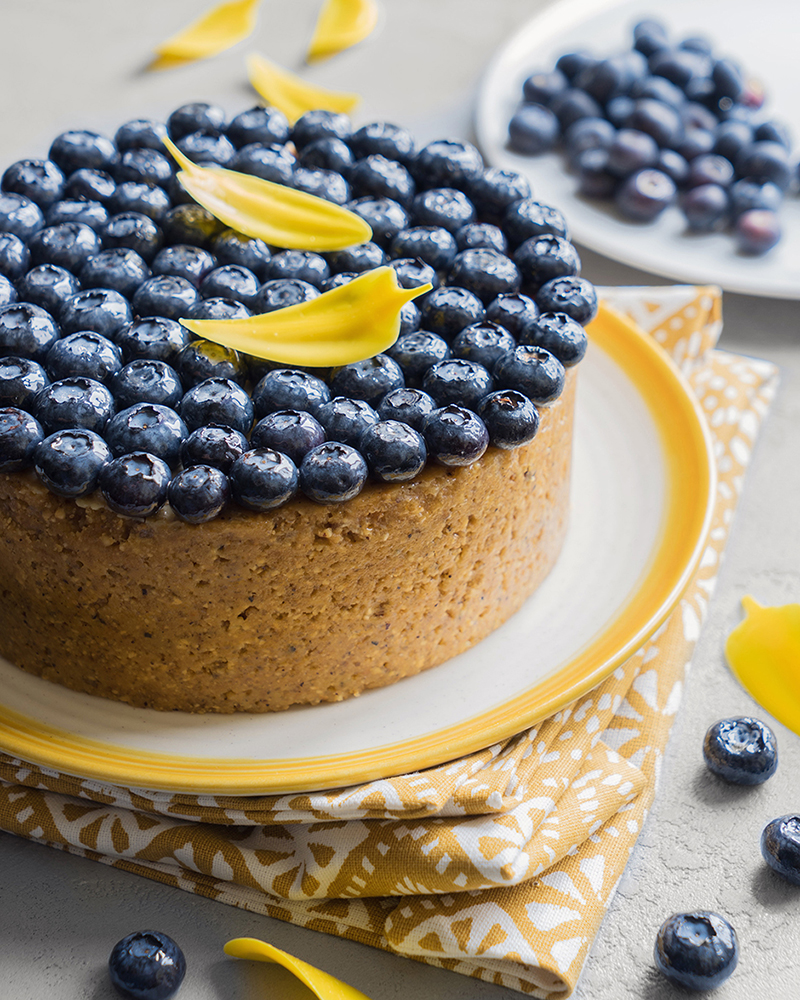 Decorating cakes with your own hands