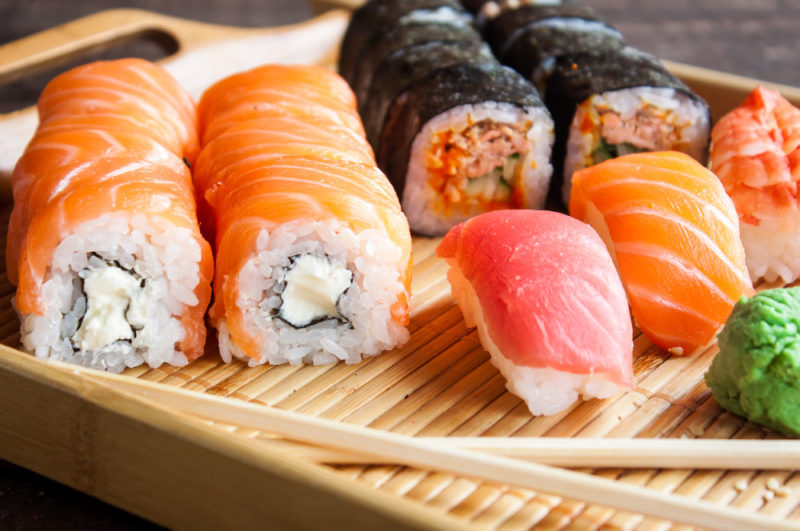 3 recipes for sashimi, sushi and rolls