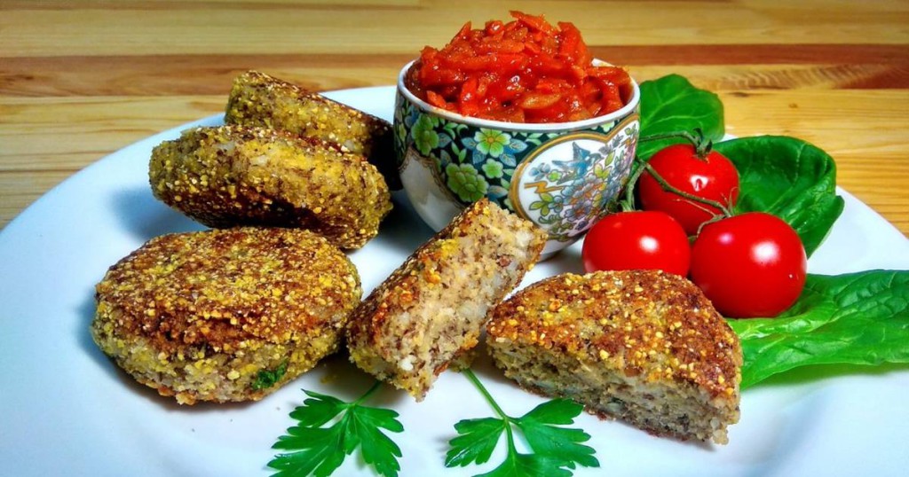 Fitness recipe: cutlets from lentils and eggplant