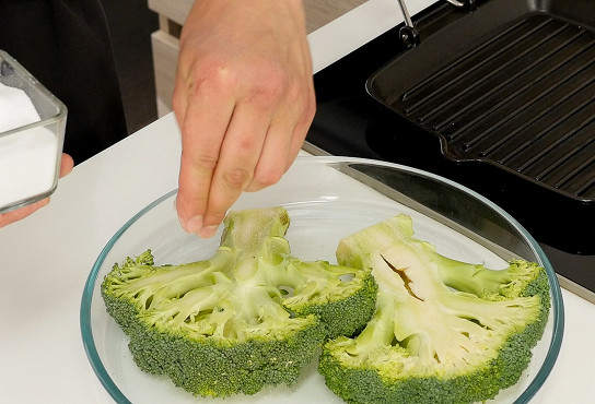 Grilled broccoli with herb pesto and almonds