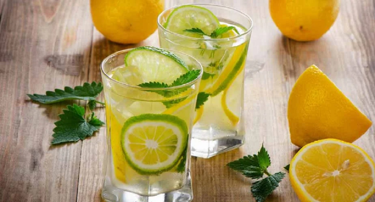 Water with lemon