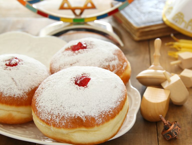 3 delicious recipes for the holiday of Hanukkah