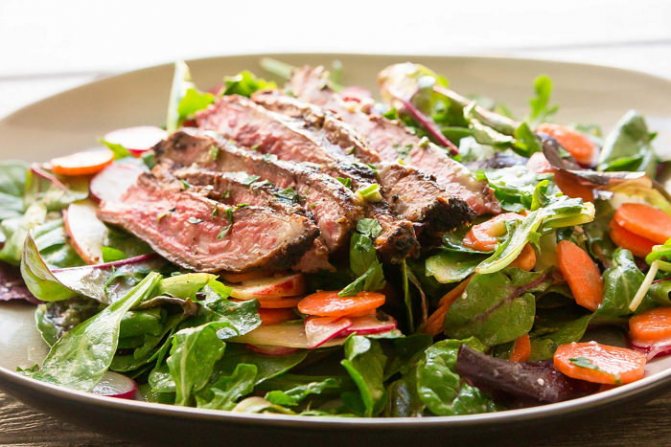 Christmas menu: beef and caper salad