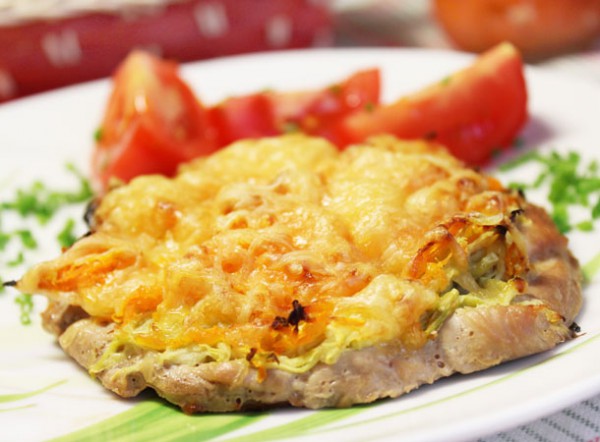 Pork with avocado and cheese