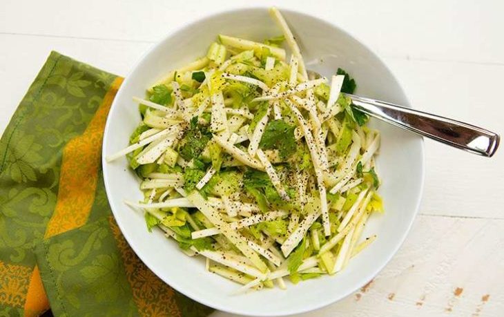 Green salad with celery and micro-greens