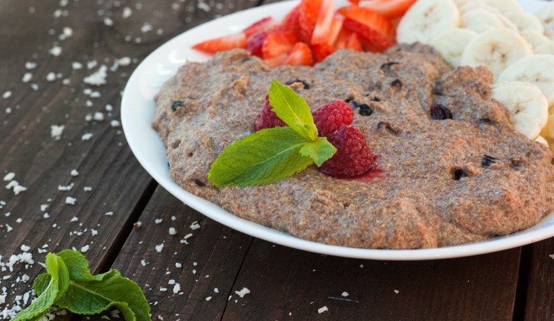 flaxseed porridge with berries