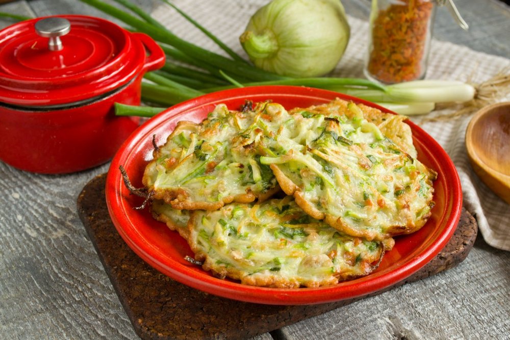 Vegan zucchini and Green onion fritters