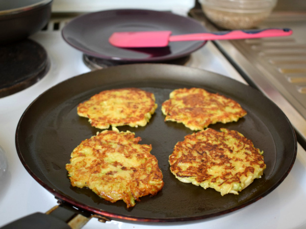 Gluten-free squash fritters