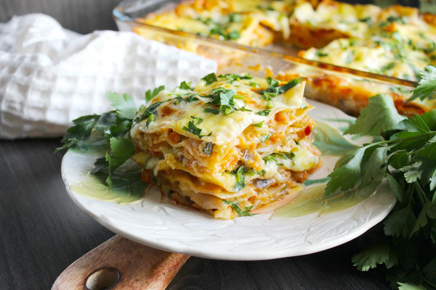 Lasagna with zucchini and herbs