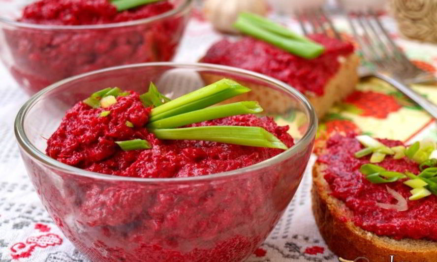 Baked beet mousse