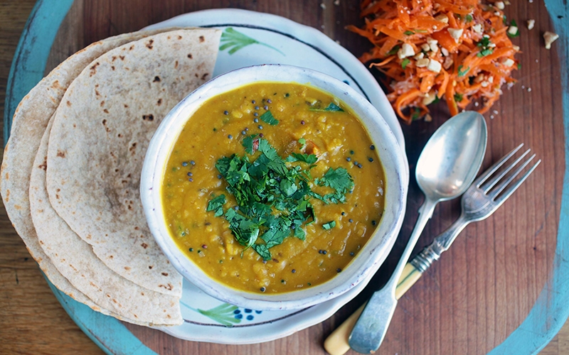 Lentils in coconut milk with lime